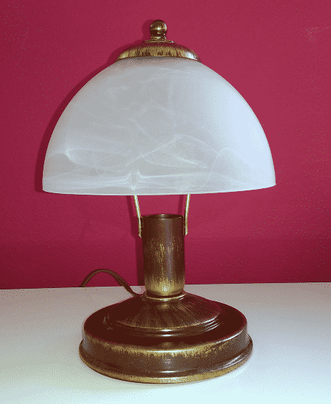 Lampka-biurkowa-mała-grzybek-patyna-biały-klosz-klasyczna-lampka-STAND Stylowa lampka nocna biurkowa klasyczna